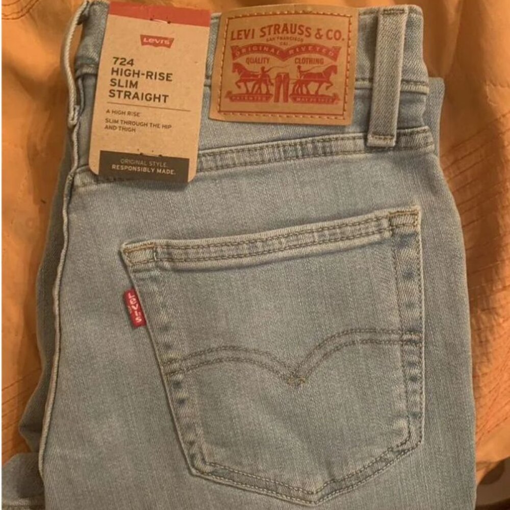 Jeans - Picture 3 of 3